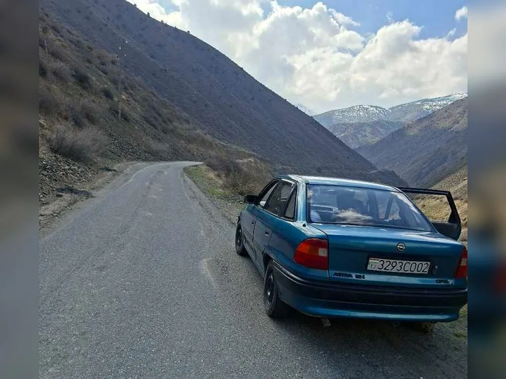 Opel Astra F