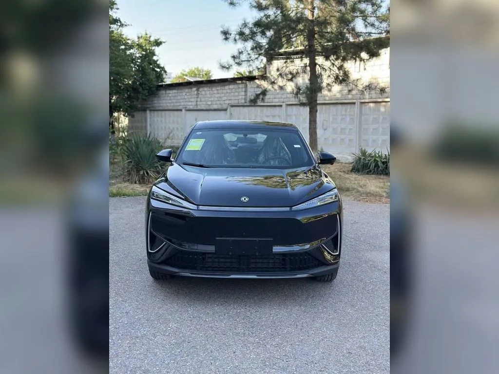 Dongfeng L7