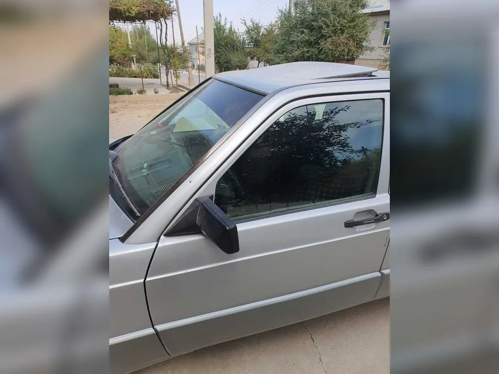 Mercedes-Benz W201