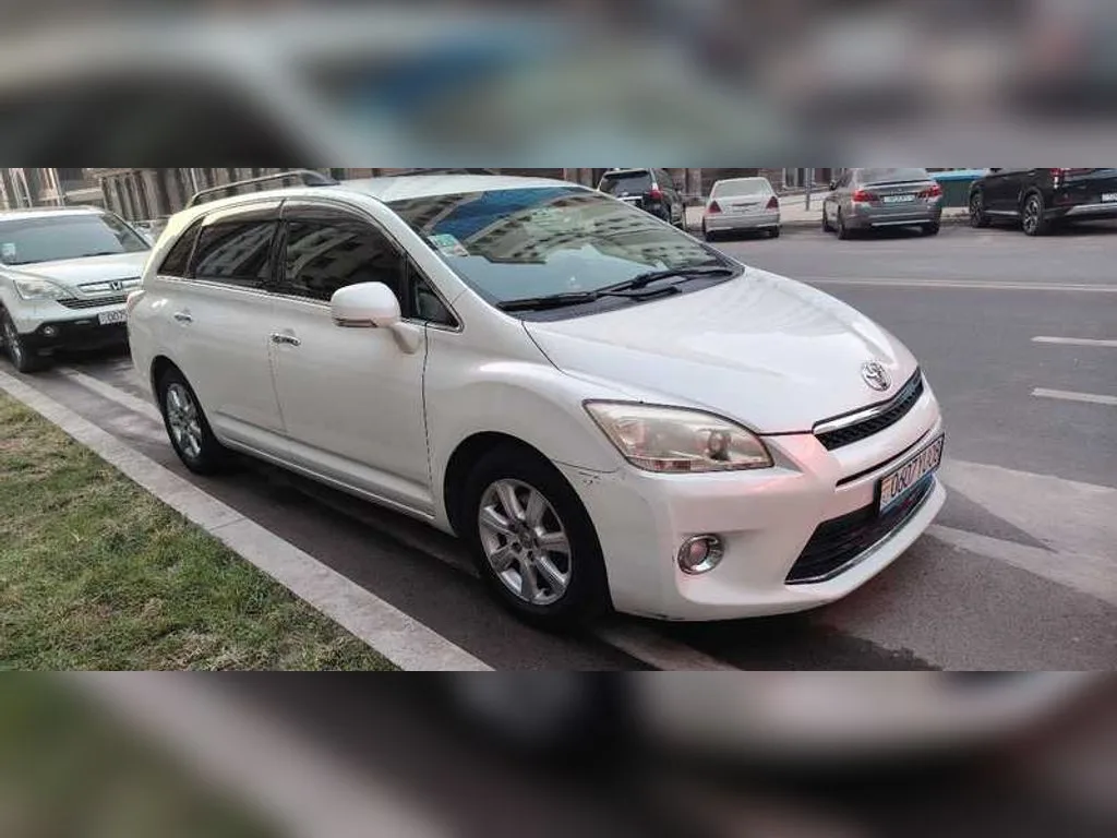 Toyota Mark X Zio