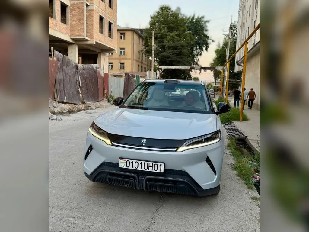 BYD Yuan UP