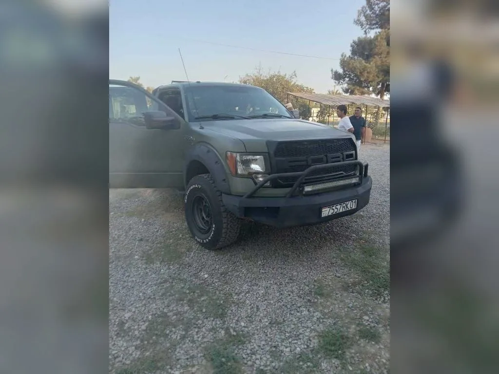 Ford Crown