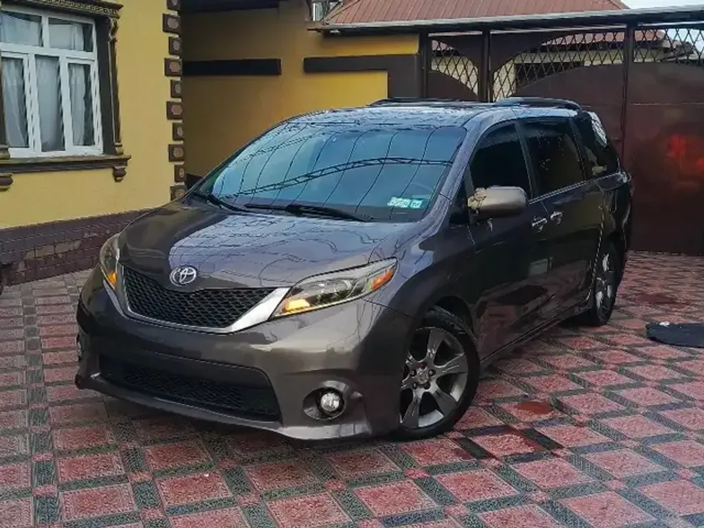 Toyota Sienna