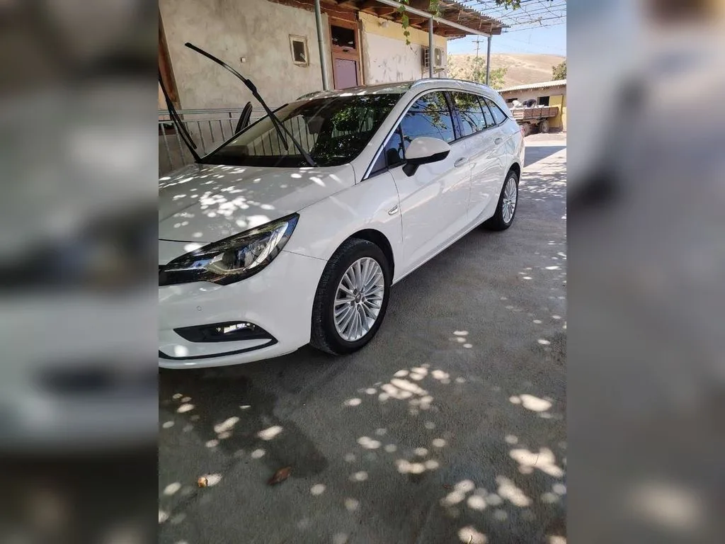 Opel Astra K