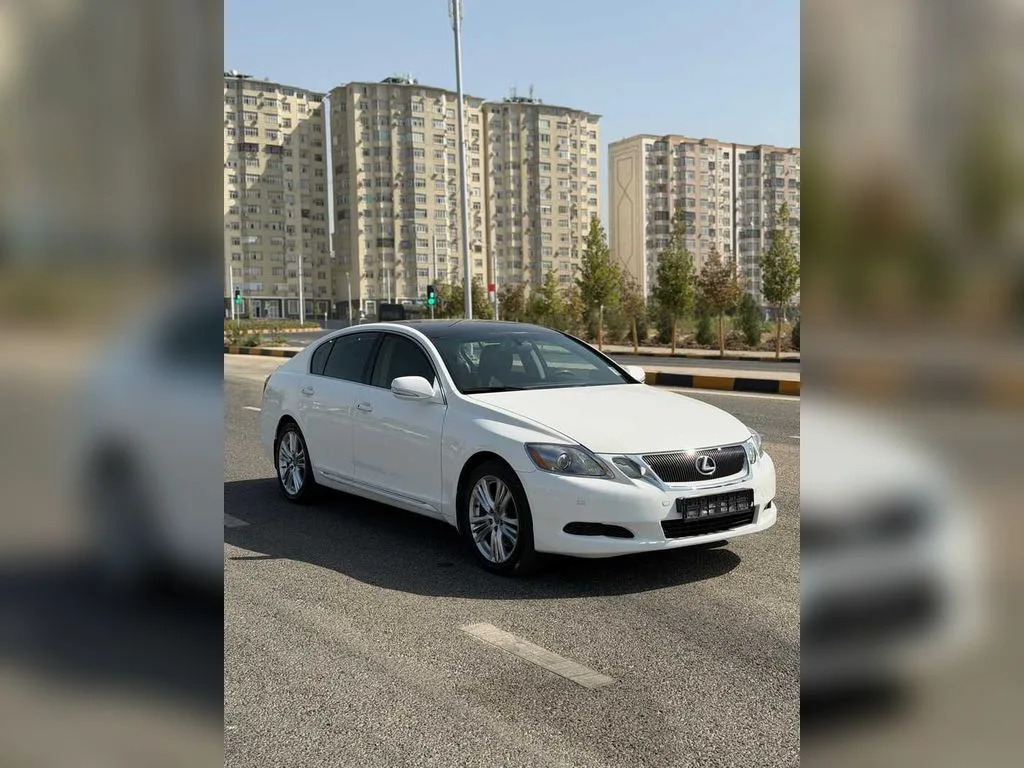 Lexus GS