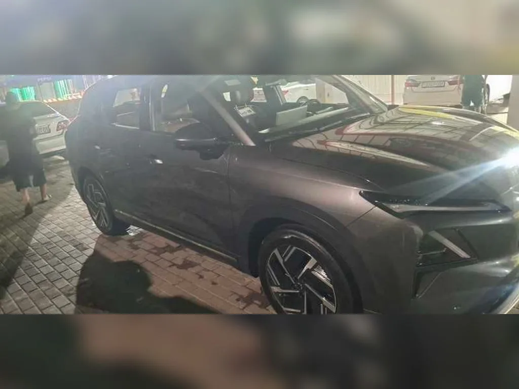 Wuling Starlight S