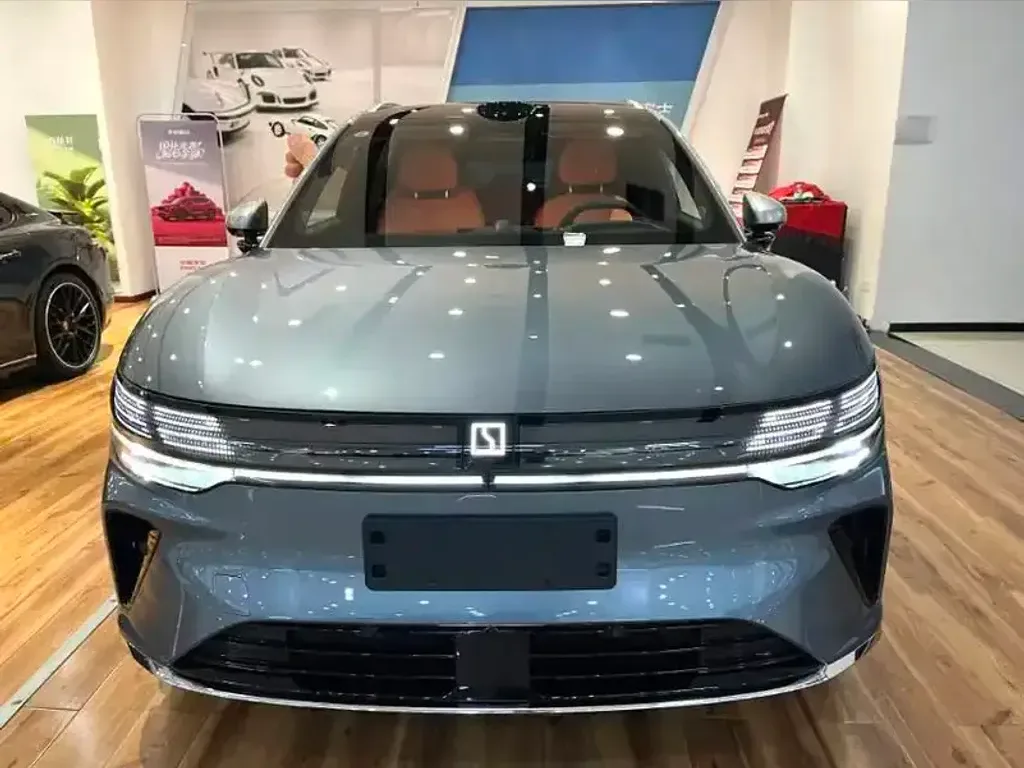 Zeekr 7X