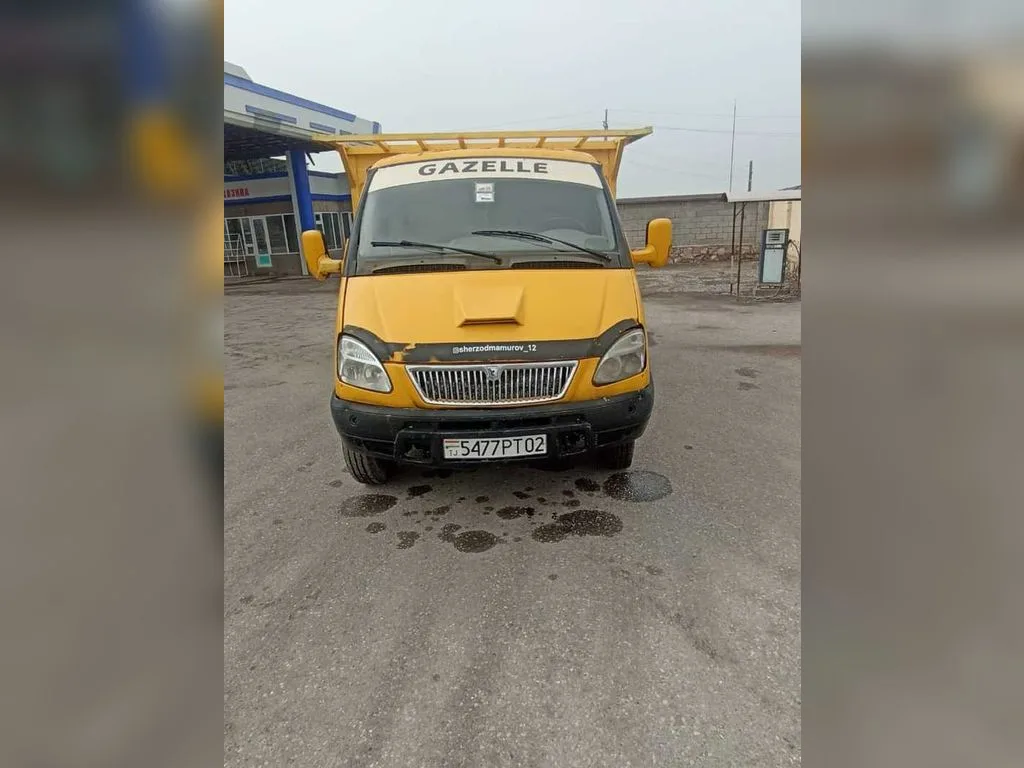 Бортовой грузовик Газель