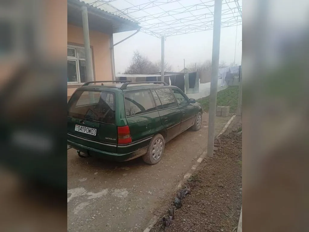 Opel Astra F