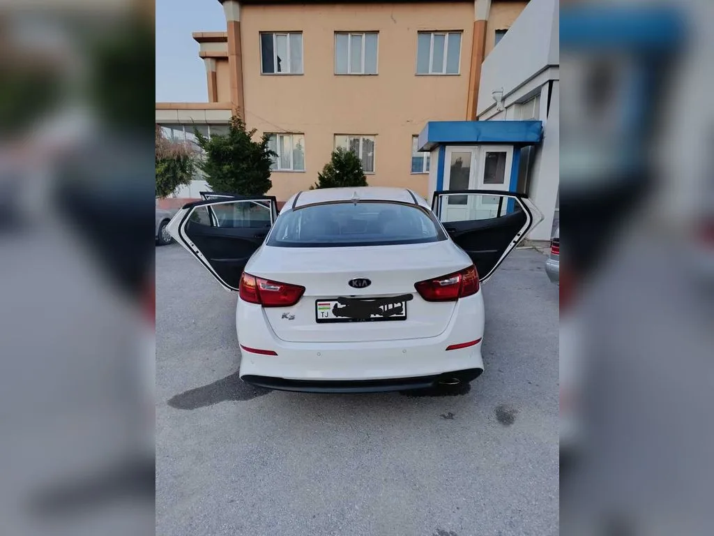 Kia K5