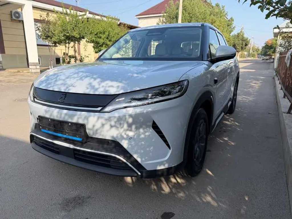 BYD Yuan UP