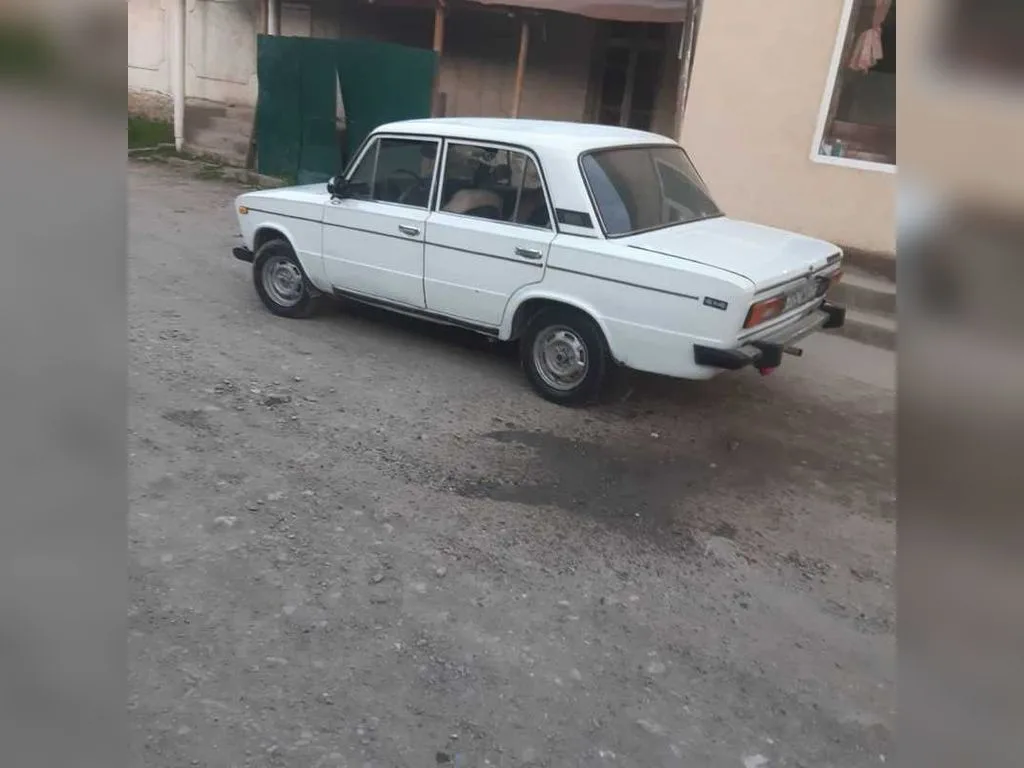 Lada 2106