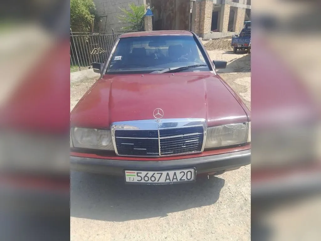 Mercedes-Benz W124
