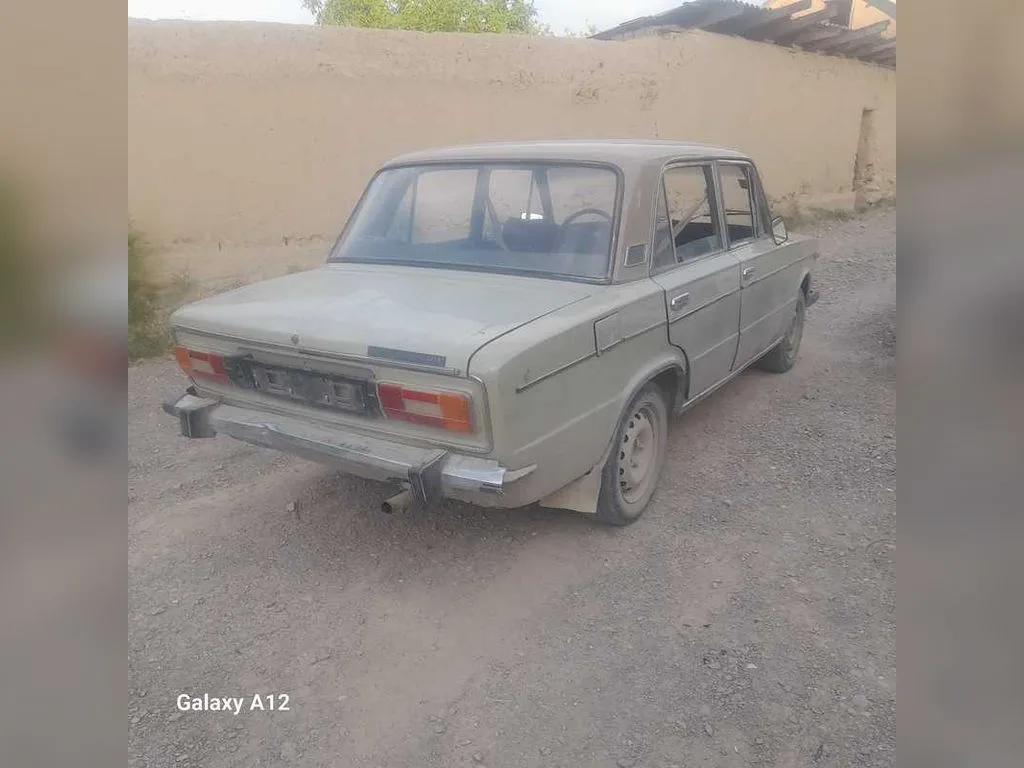 Lada 2106