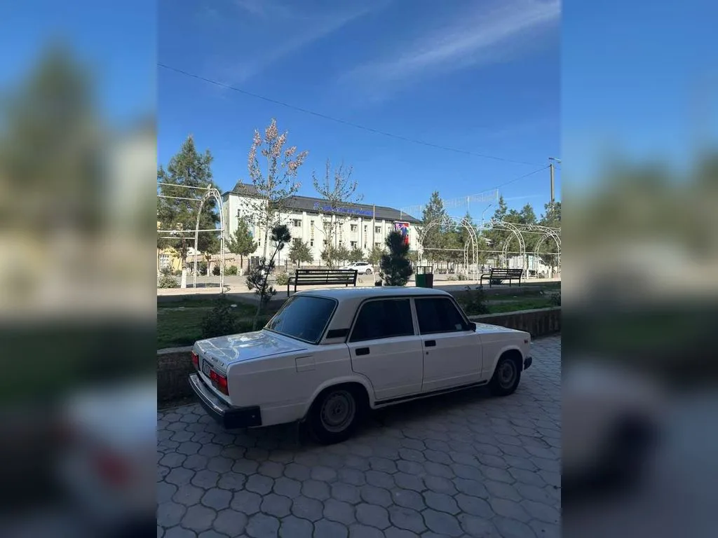 Lada 2107
