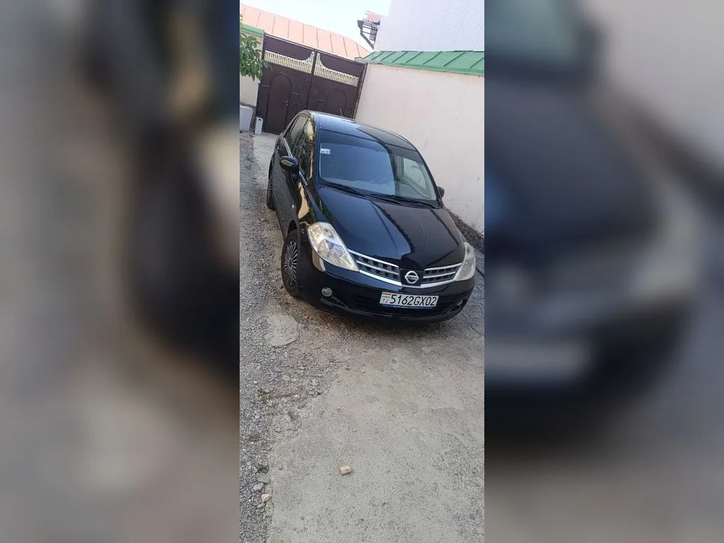 Nissan Tiida