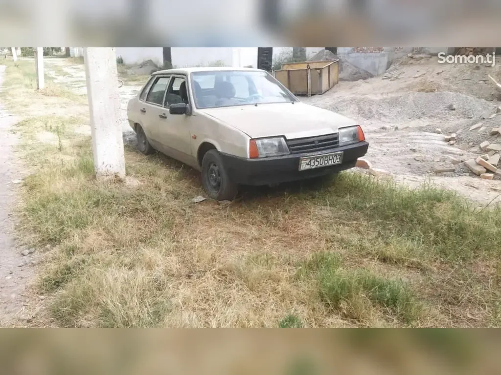 Lada 21099