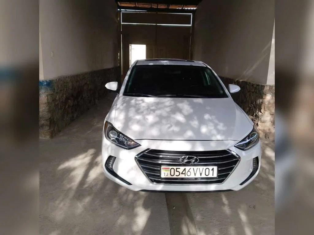 Hyundai Elantra