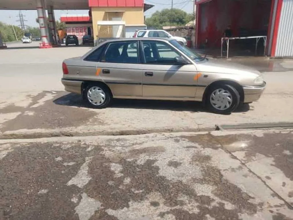 Opel Astra F