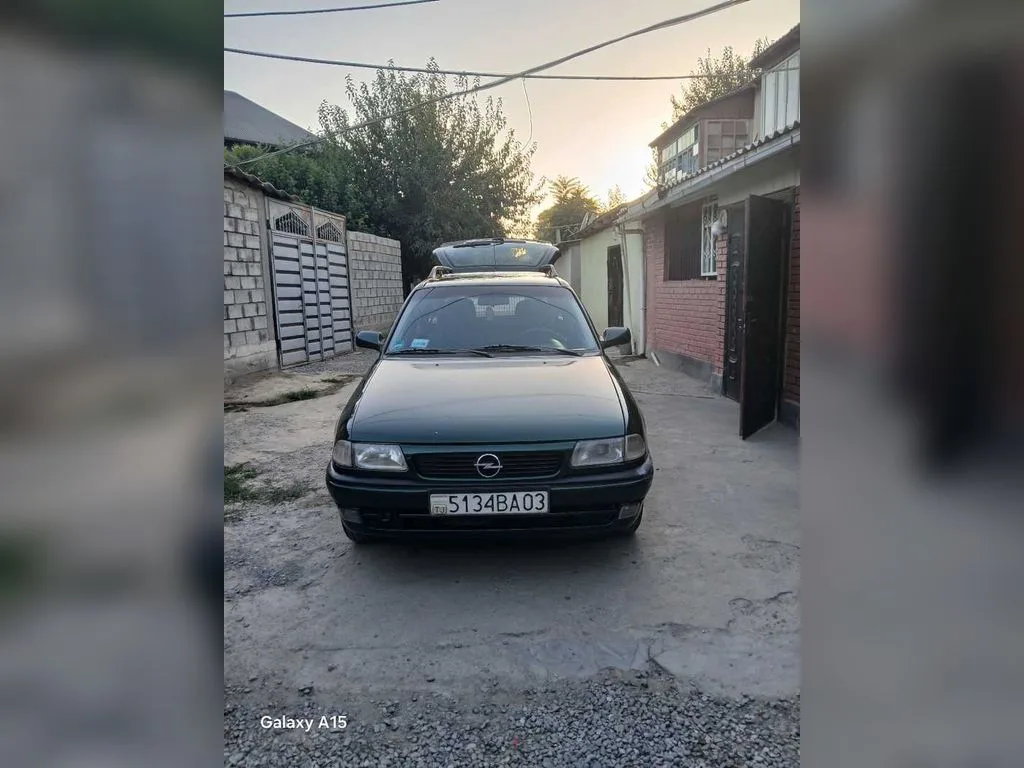 Opel Astra F