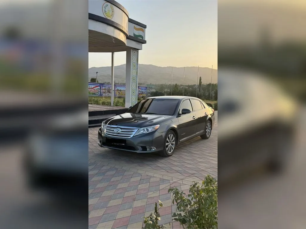 Toyota Avalon