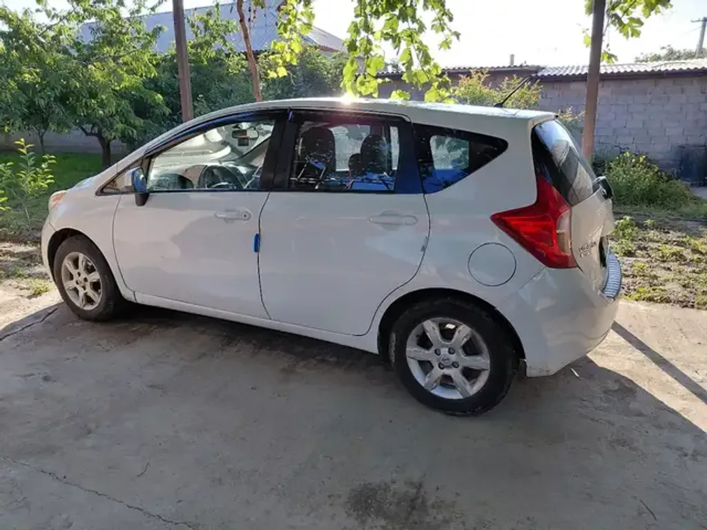 Nissan Versa