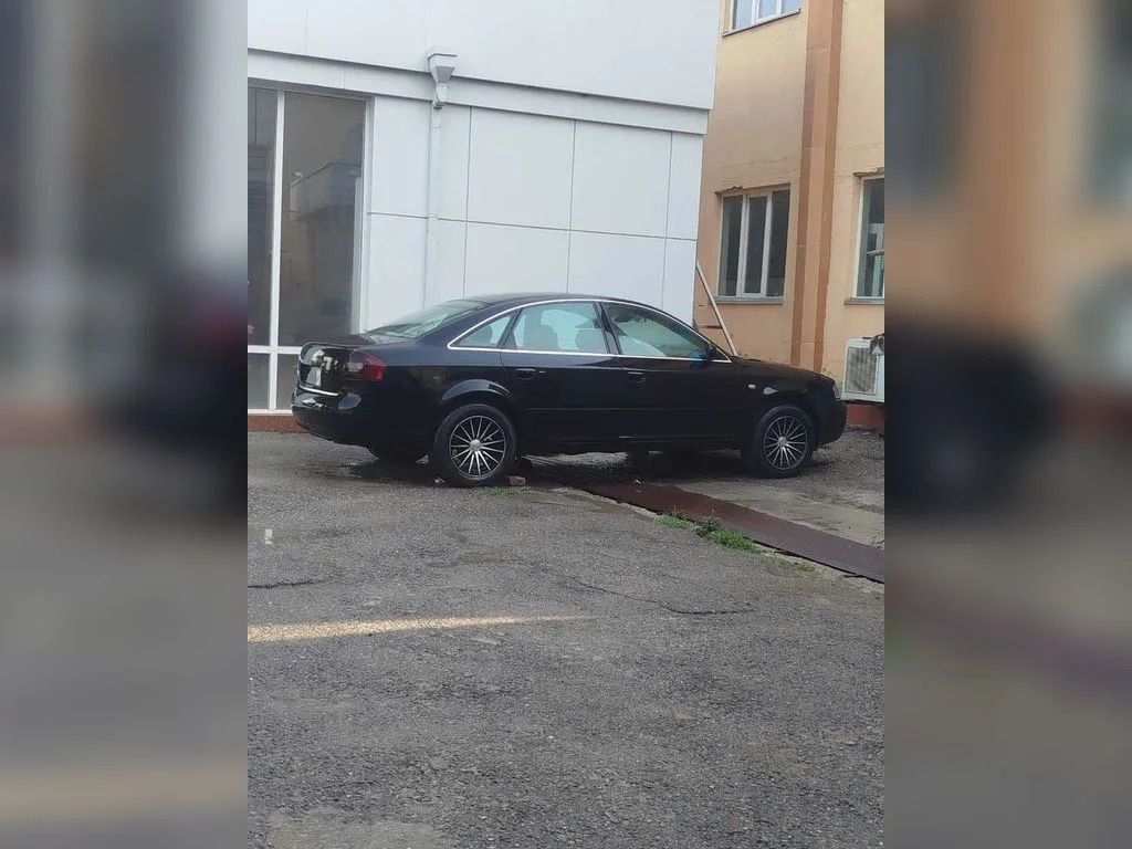 Audi A6