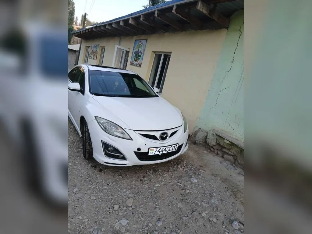 Mazda 6