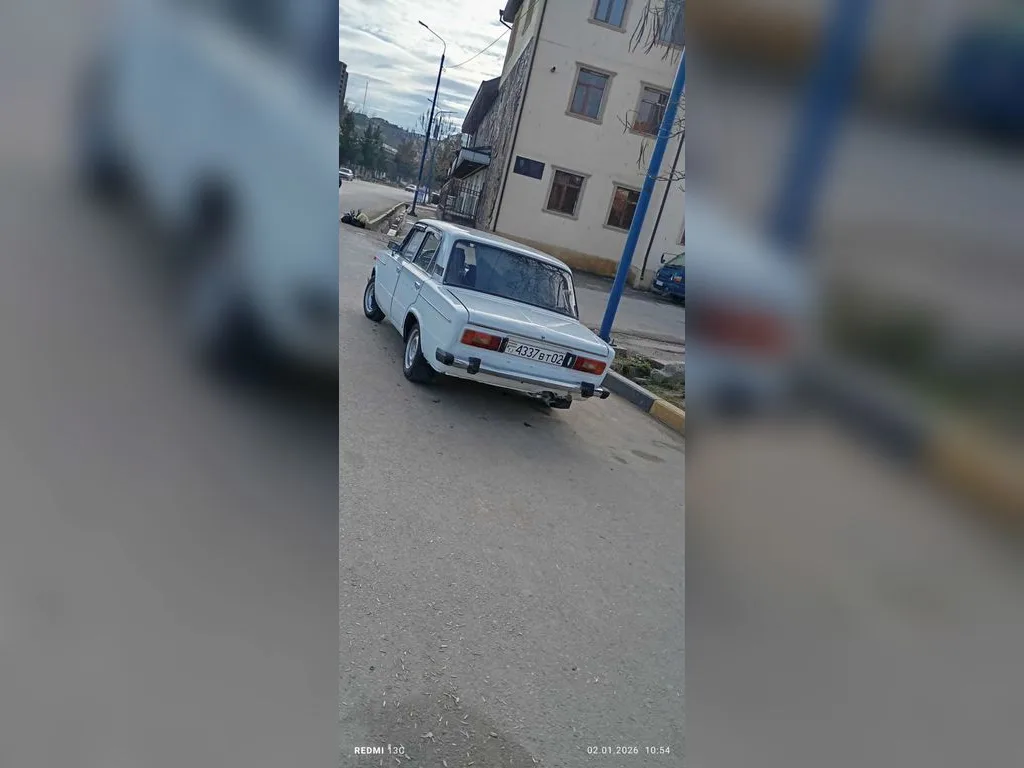 Lada 2106