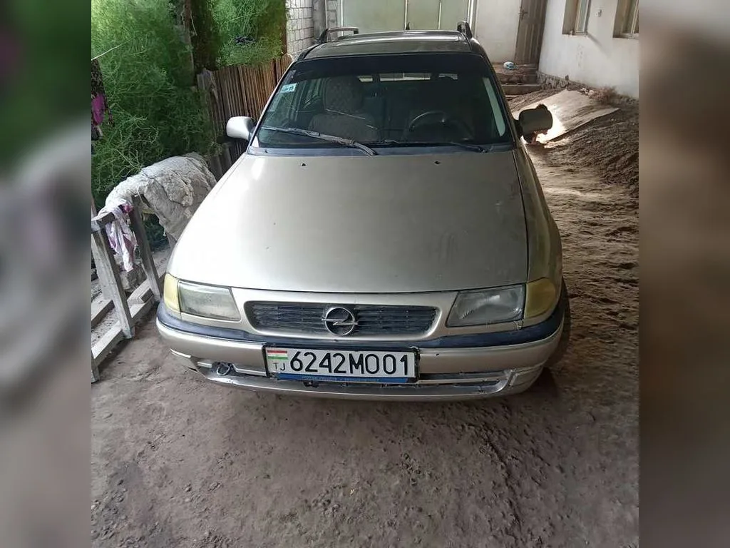Opel Astra F