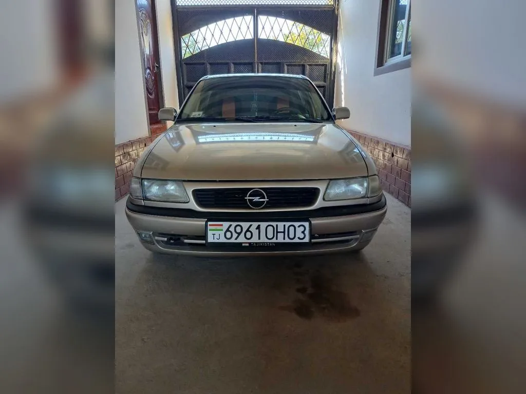 Opel Astra F