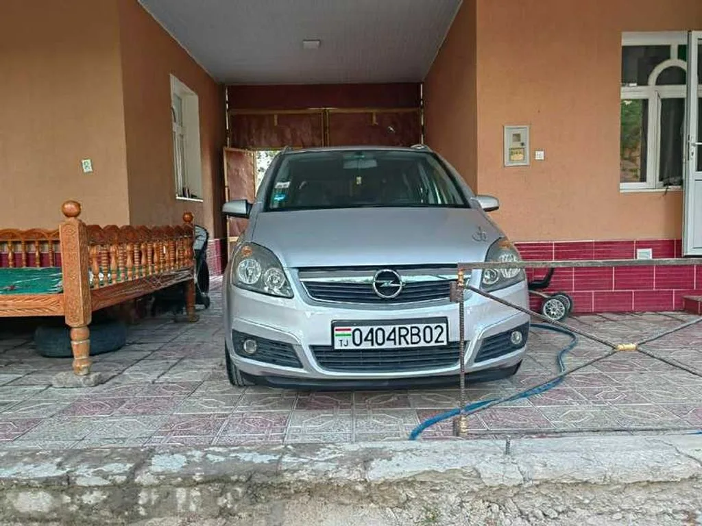 Opel Zafira