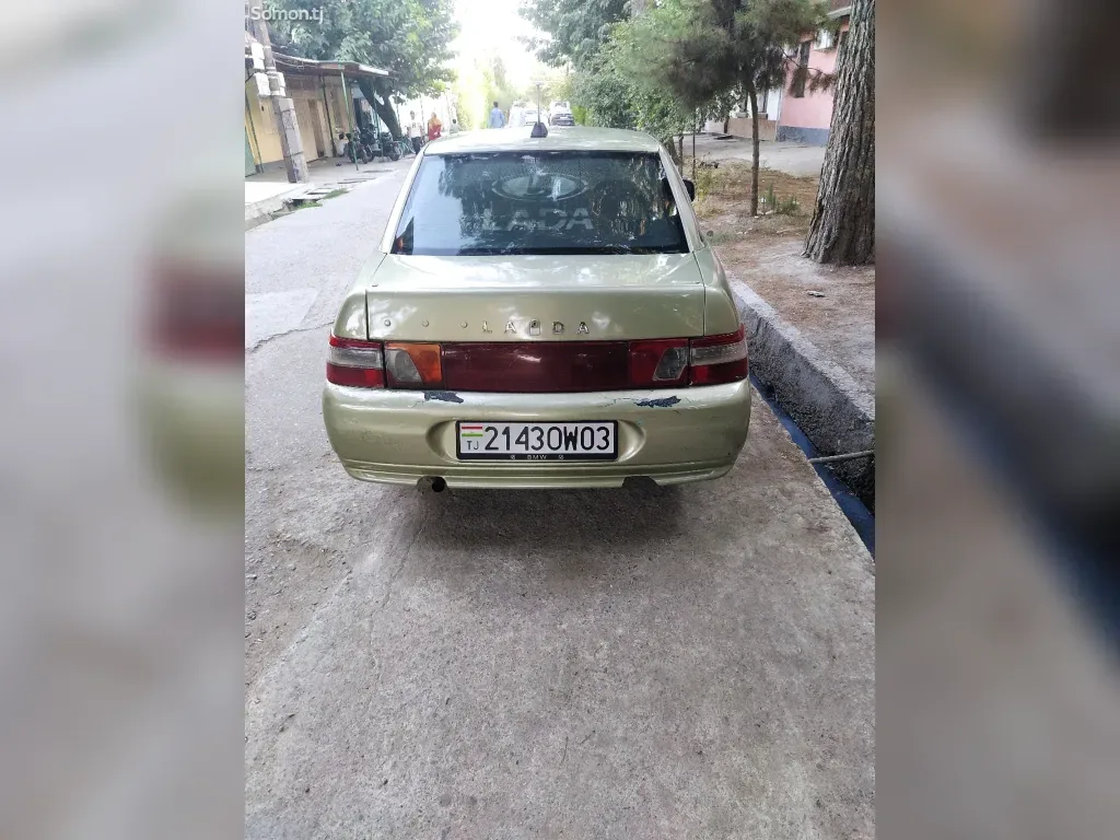 Lada 2110