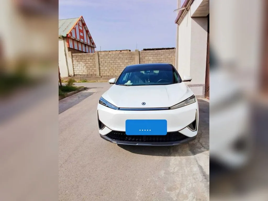 Dongfeng L7