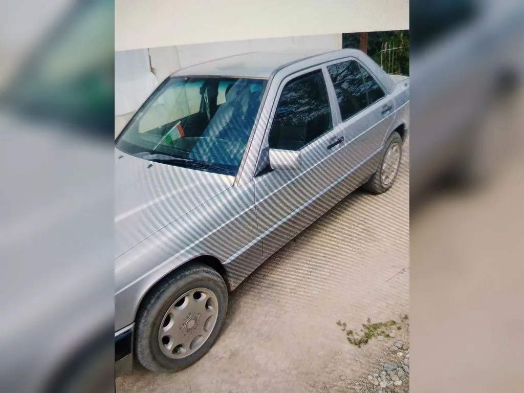 Mercedes-Benz W124