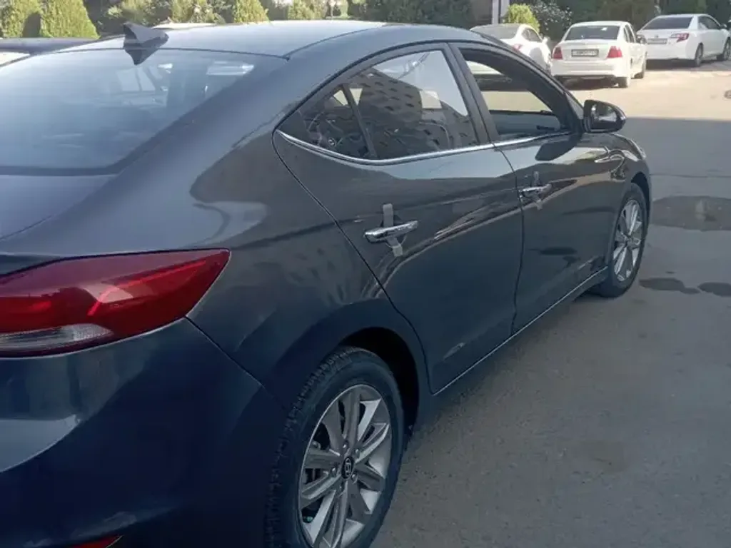 Hyundai Avante