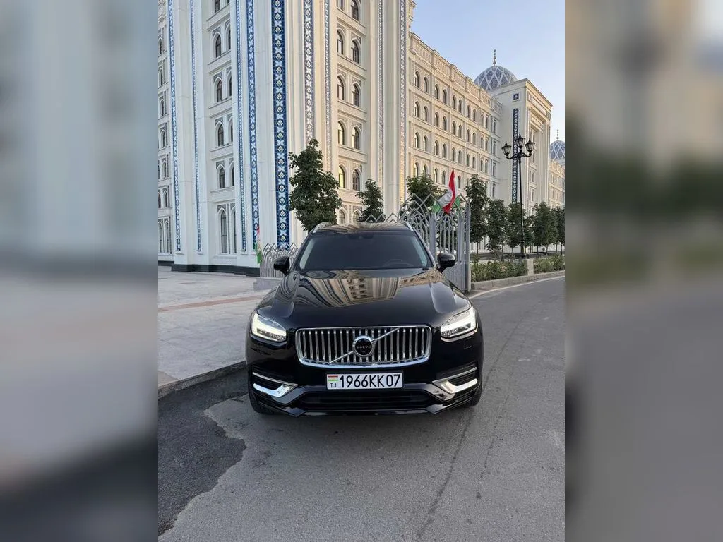 Volvo XC90