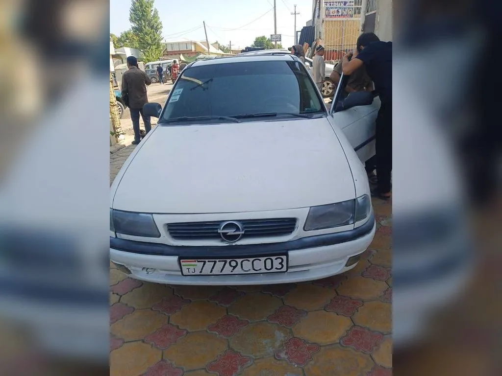 Opel Astra F
