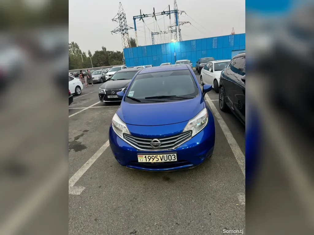 Nissan Versa