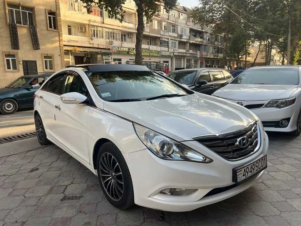 Hyundai Sonata