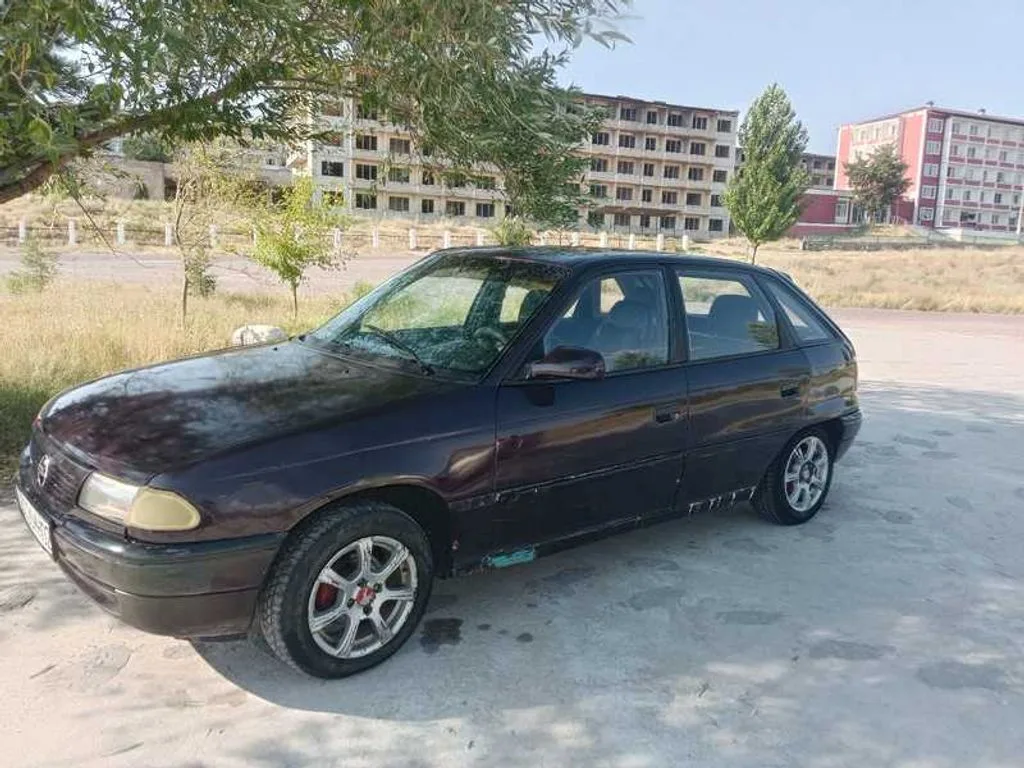 Opel Astra F