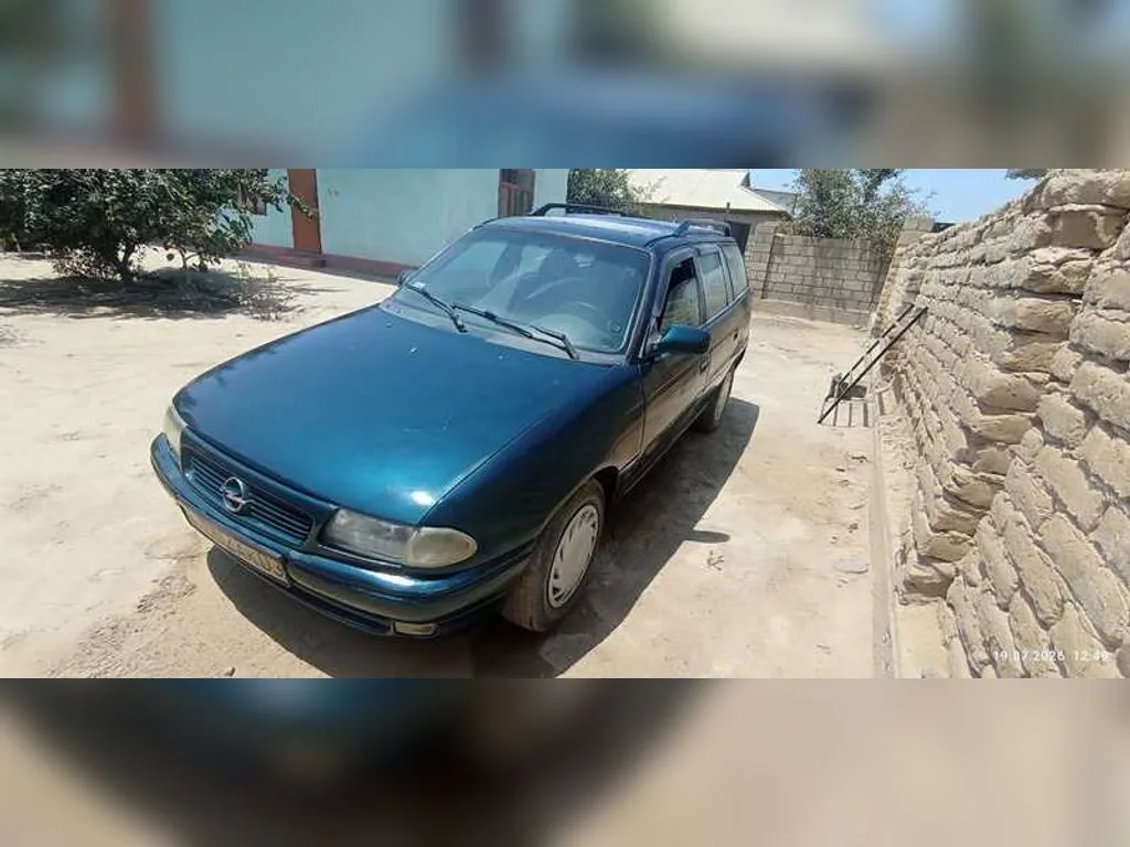 Opel Astra F