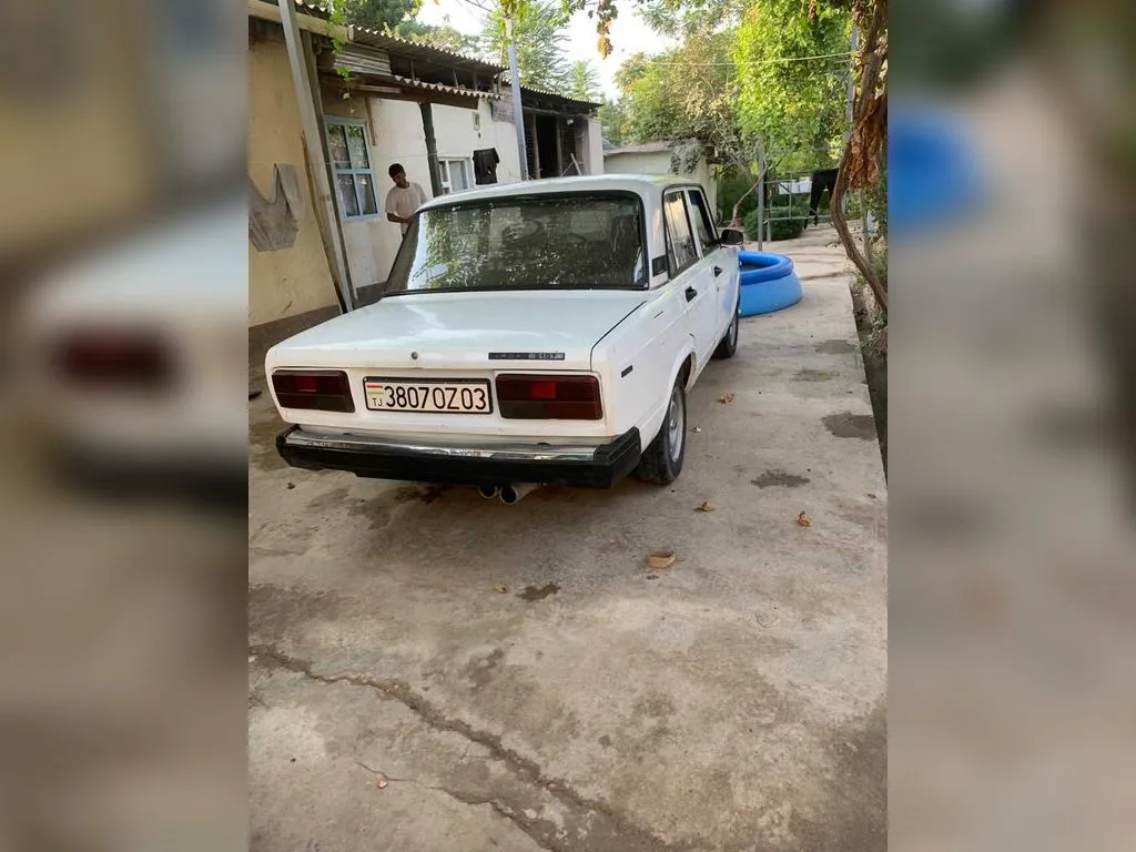 Lada 2107
