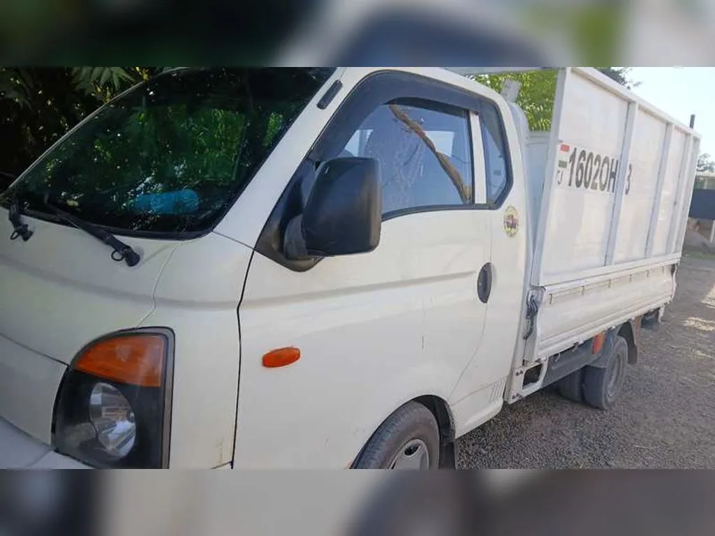 Бортовой автомобиль Hyundai Porter