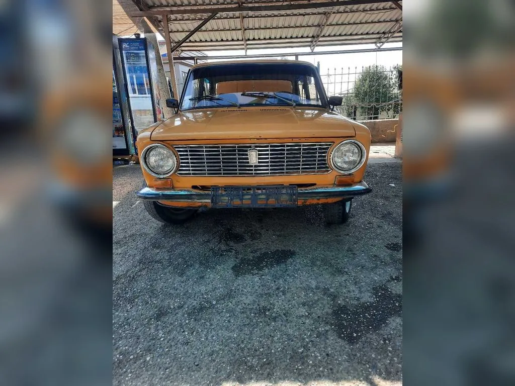 Lada 2111