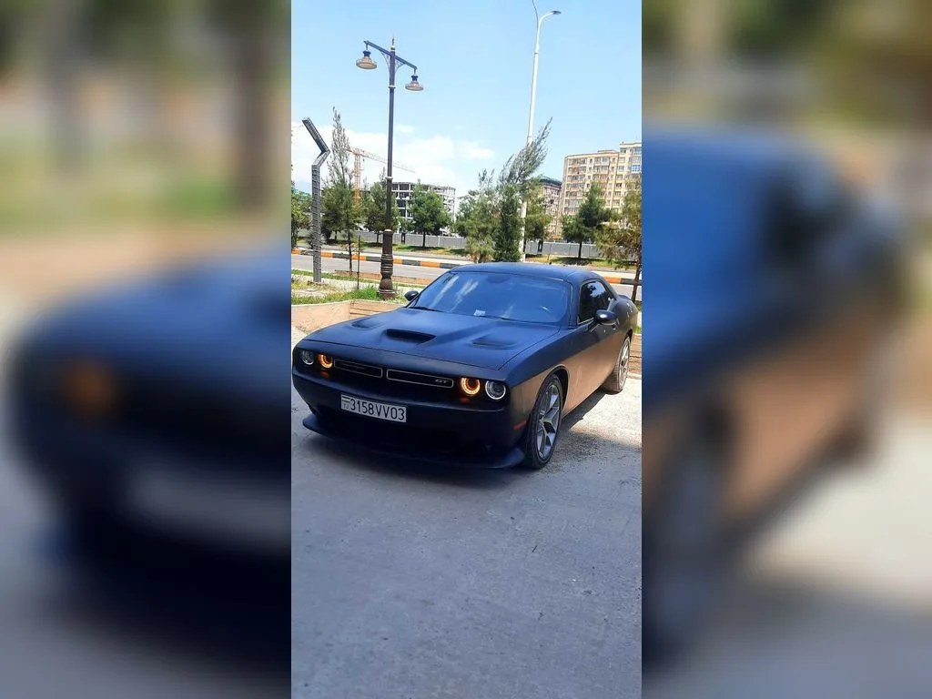 Dodge Challenger