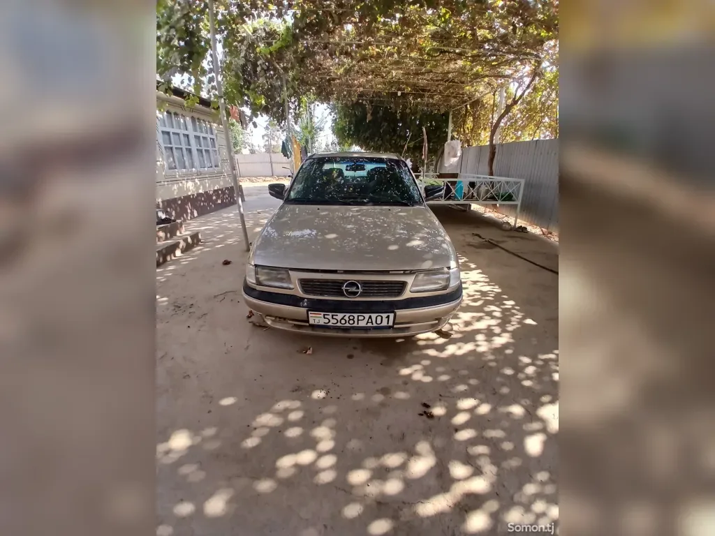 Opel Astra F