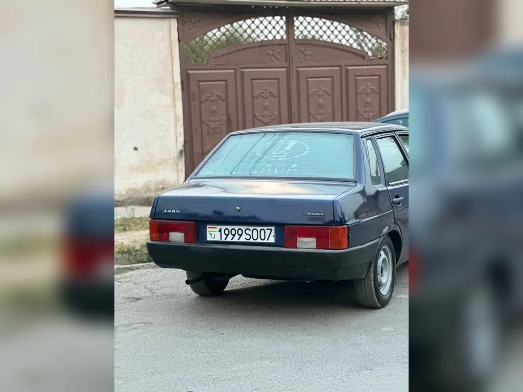 Lada 21099