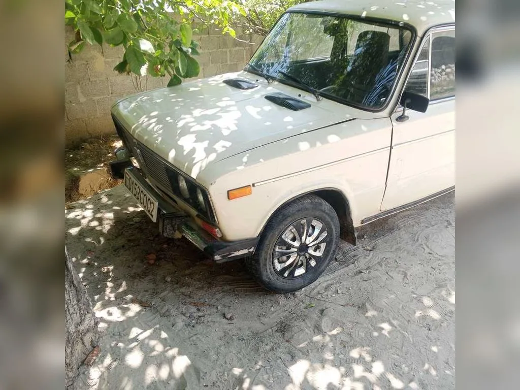 Lada 2106