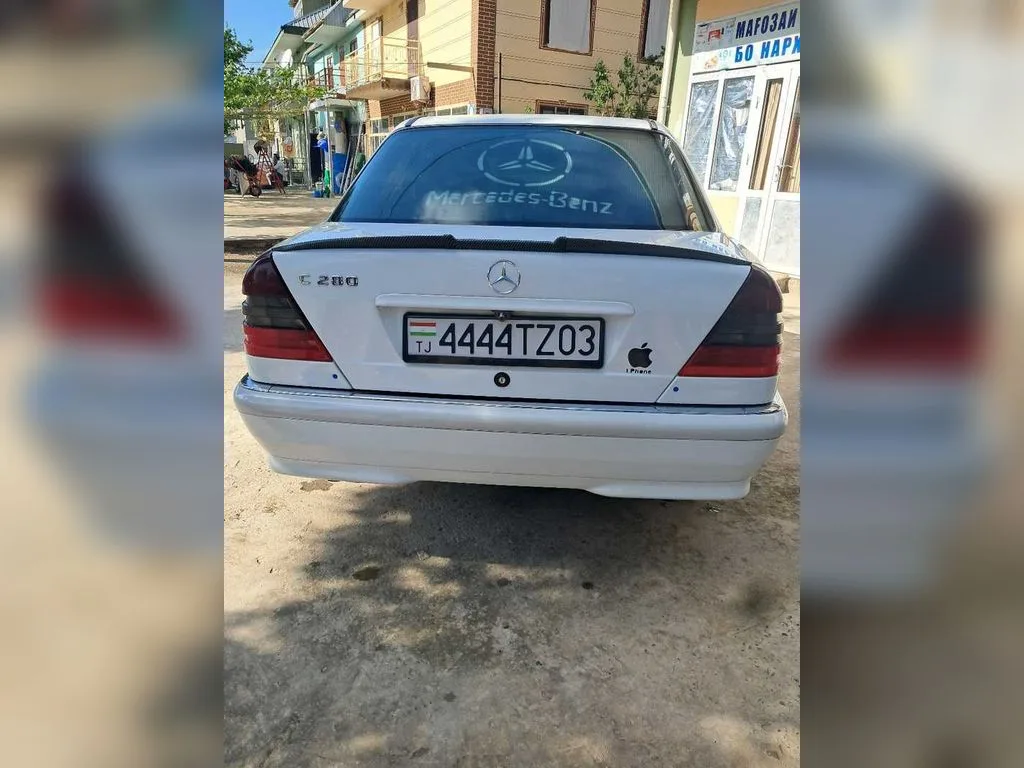 Mercedes-Benz C-Class